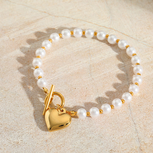 Elegant heart shape pendant set