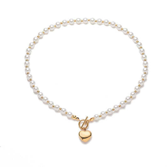 Elegant heart shape pendant set